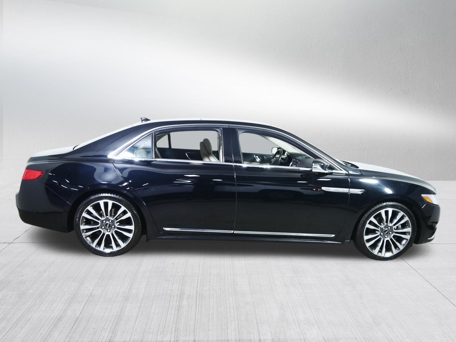 Used 2018 Lincoln Continental Reserve w/ Continental Climate Package AWD/4WD image 8