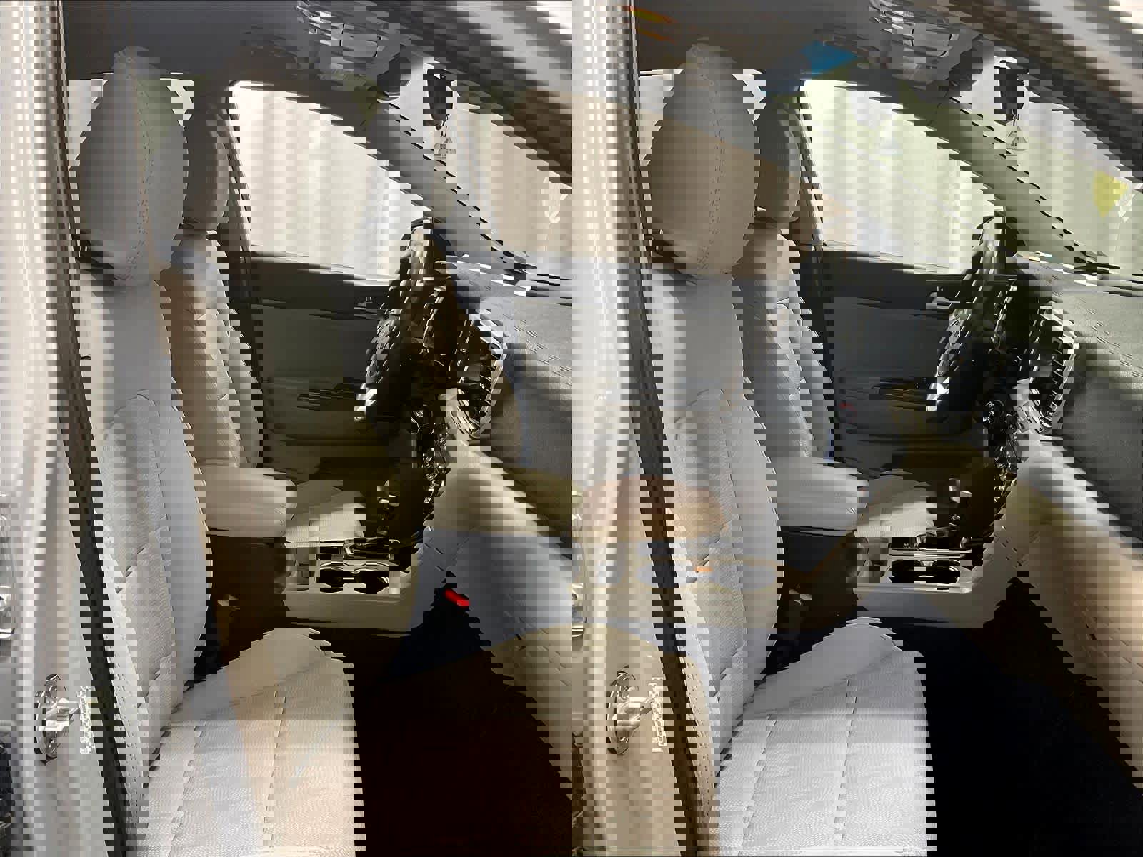 Used 2020 Kia Sportage LX image 11