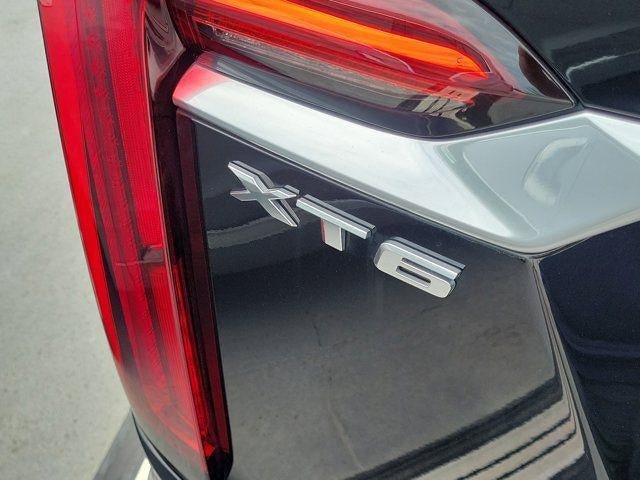 Certified 2023 Cadillac XT6 Luxury FWD image 7
