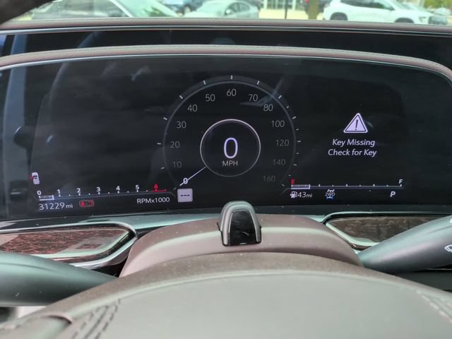 Used 2024 Cadillac Escalade Sport Platinum w/ LPO, ONYX Package AWD/4WD image 18