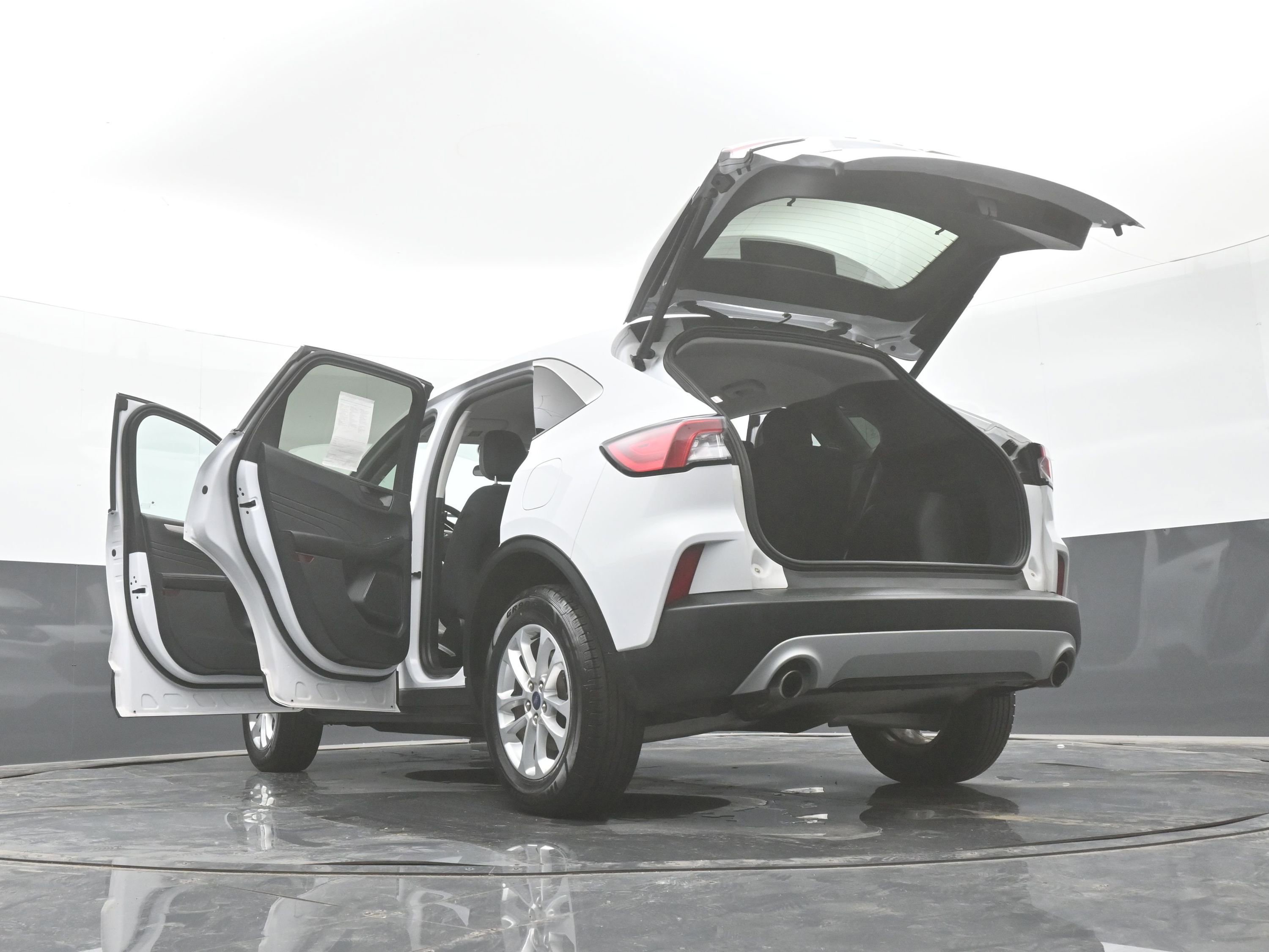 Used 2022 Ford Escape SE w/ Convenience Package image 51