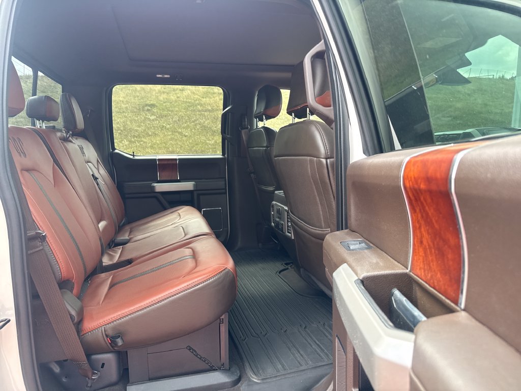 Used 2019 Ford F350 King Ranch w/ King Ranch Ultimate Package AWD/4WD image 24