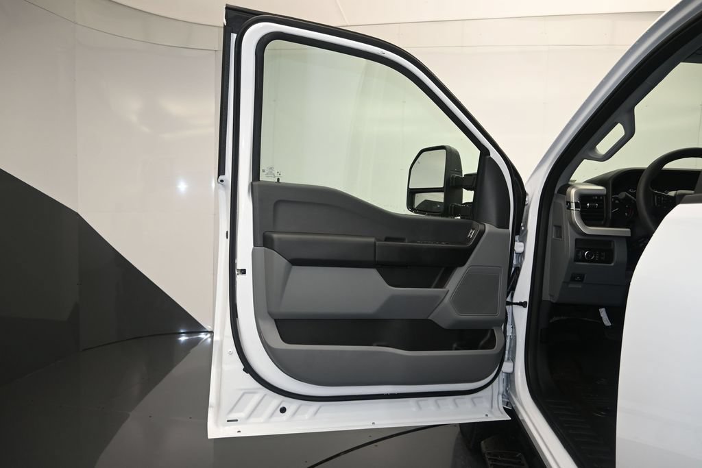 New 2027 Ford F250 4x4 Crew Cab Super Duty image 10