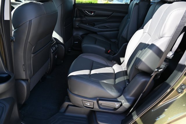 New 2025 Subaru Ascent Bronze Edition image 18