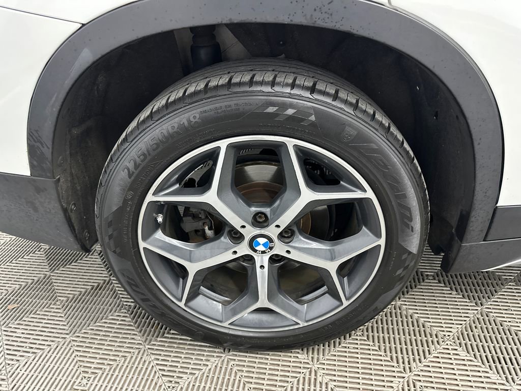 Used 2018 BMW X1 sDrive28i FWD image 18