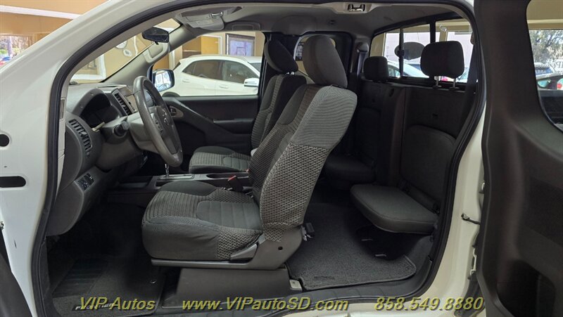 Used 2019 Nissan Frontier SV RWD image 17
