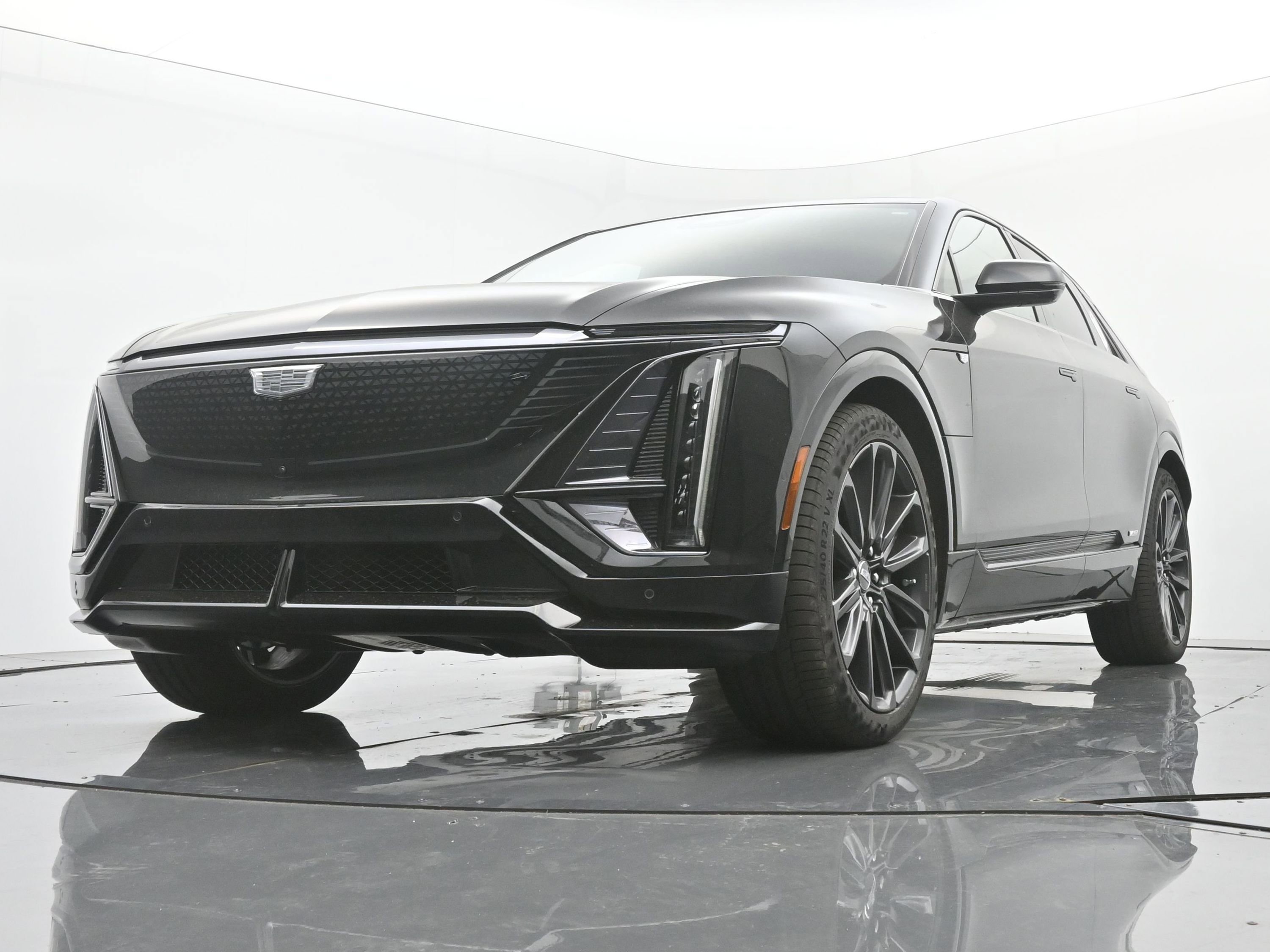 New 2026 Cadillac Lyriq V image 15