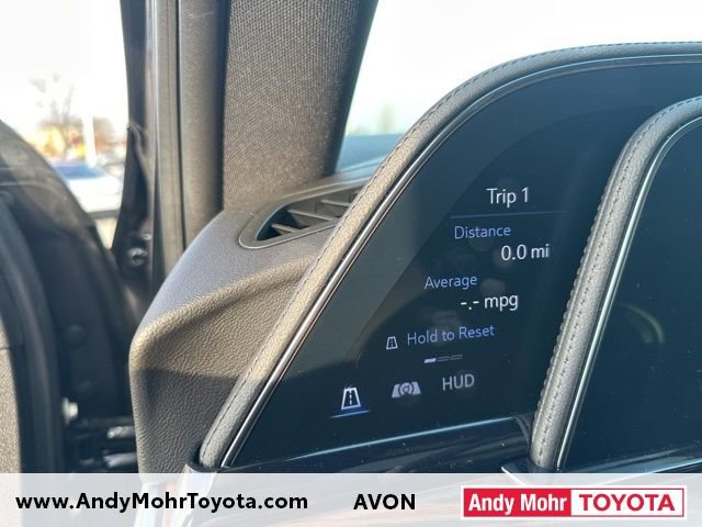 Used 2023 Cadillac Escalade Premium Luxury image 15