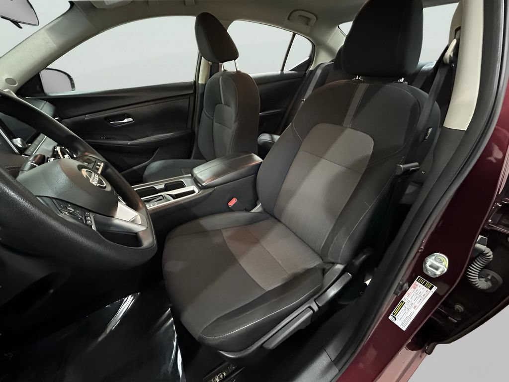 Used 2024 Nissan Sentra SV FWD image 10