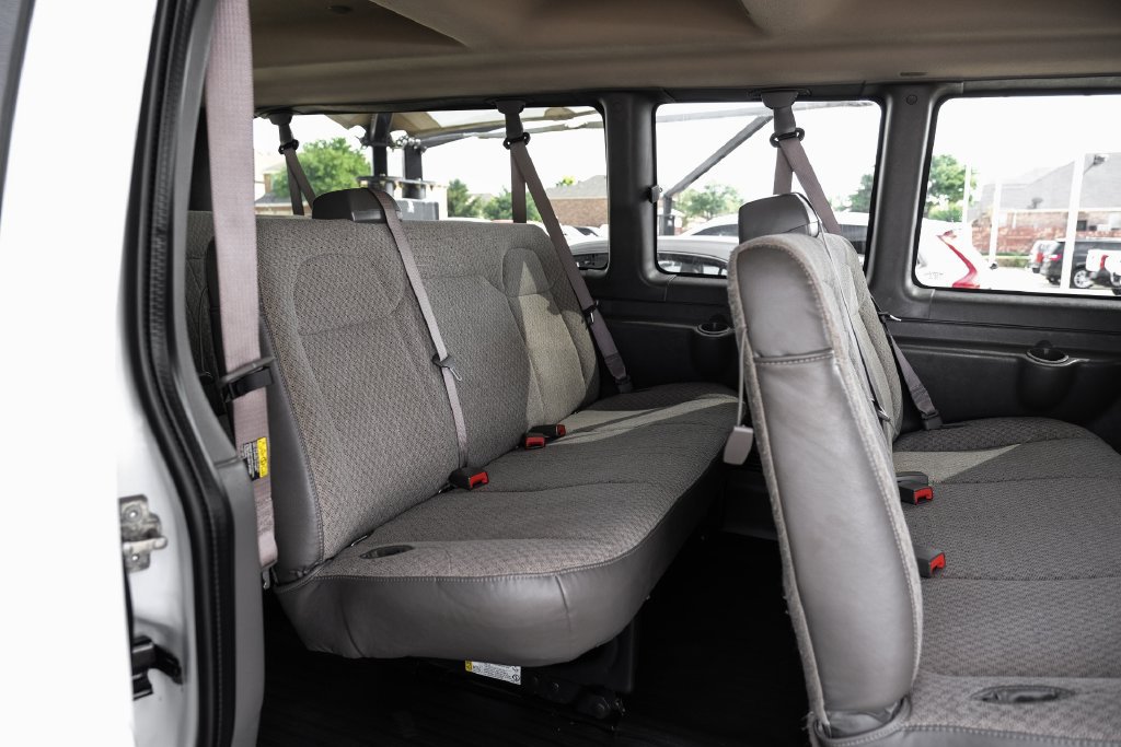Used 2021 Chevrolet Express 3500 LS w/ Chrome Appearance Package RWD image 40