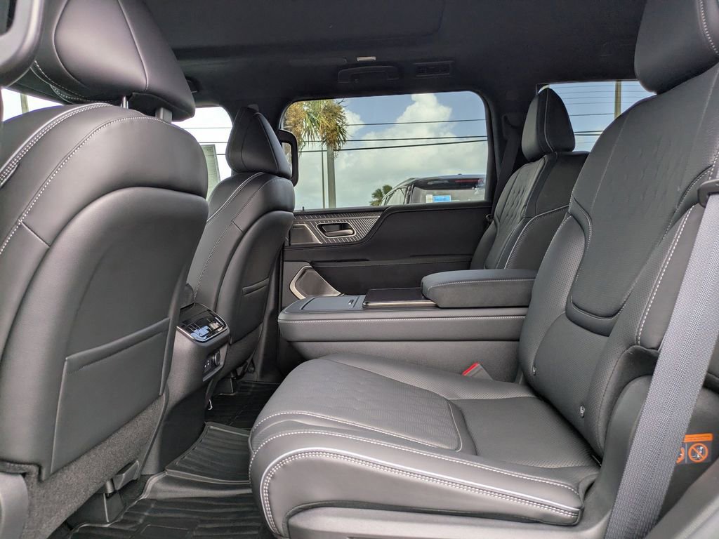 New 2026 INFINITI QX80 Autograph image 15