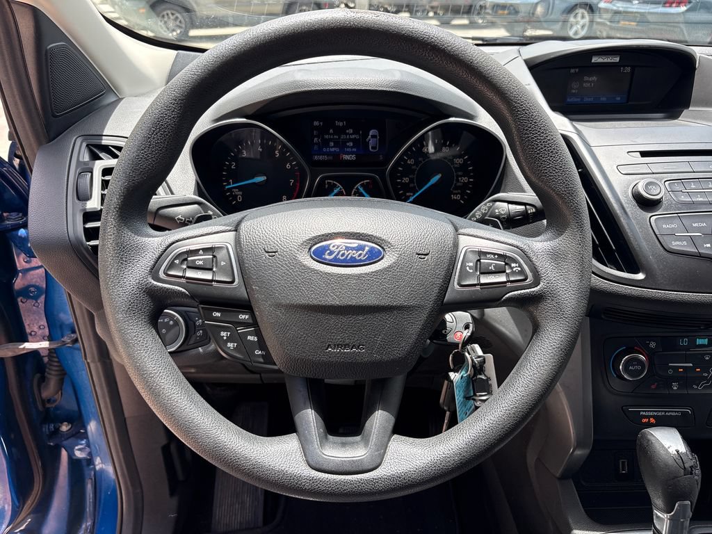 Used 2017 Ford Escape SE w/ SE Cold Weather Package FWD image 17
