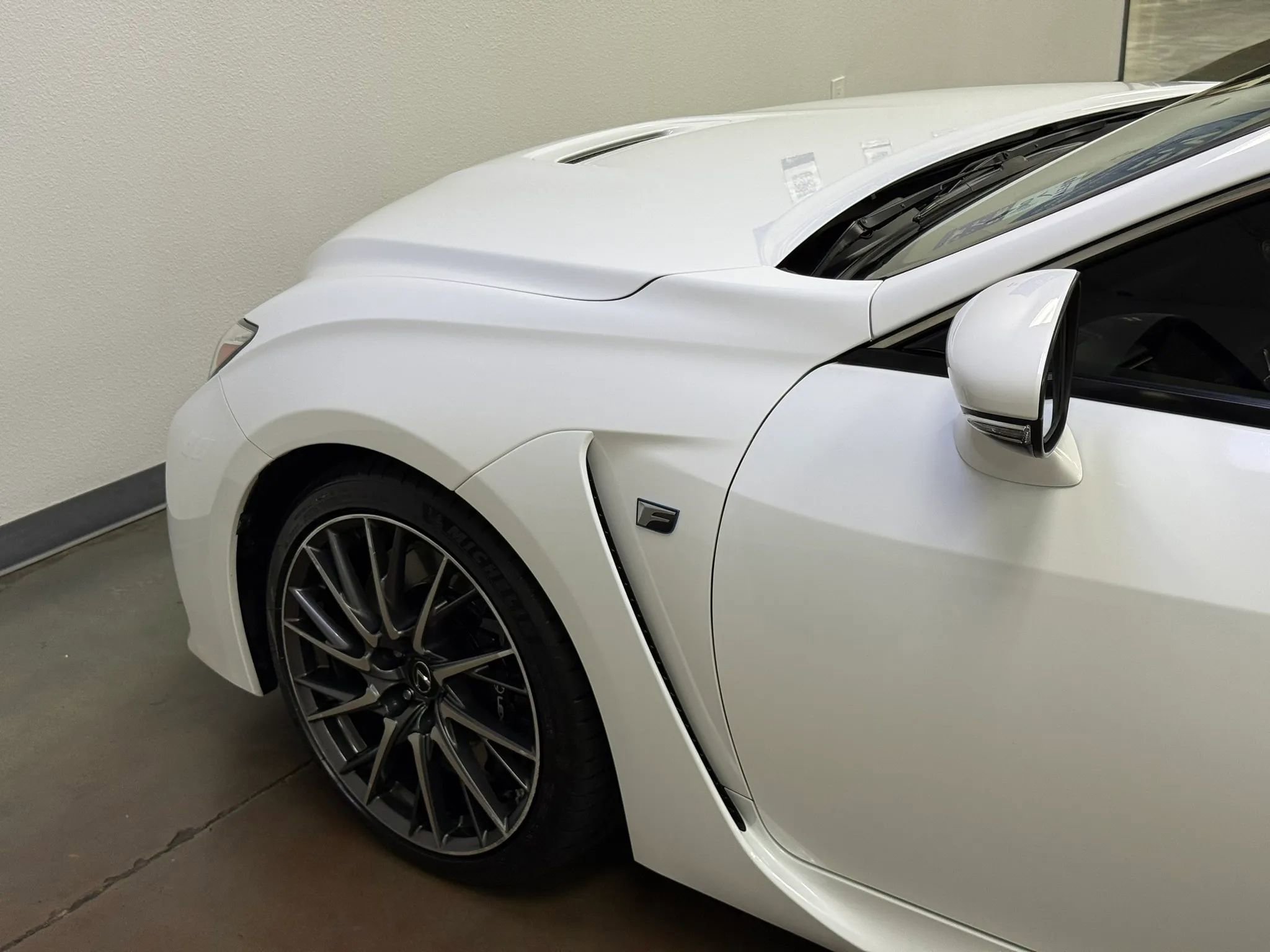Used 2015 Lexus RC F w/ Performance Package RWD image 10