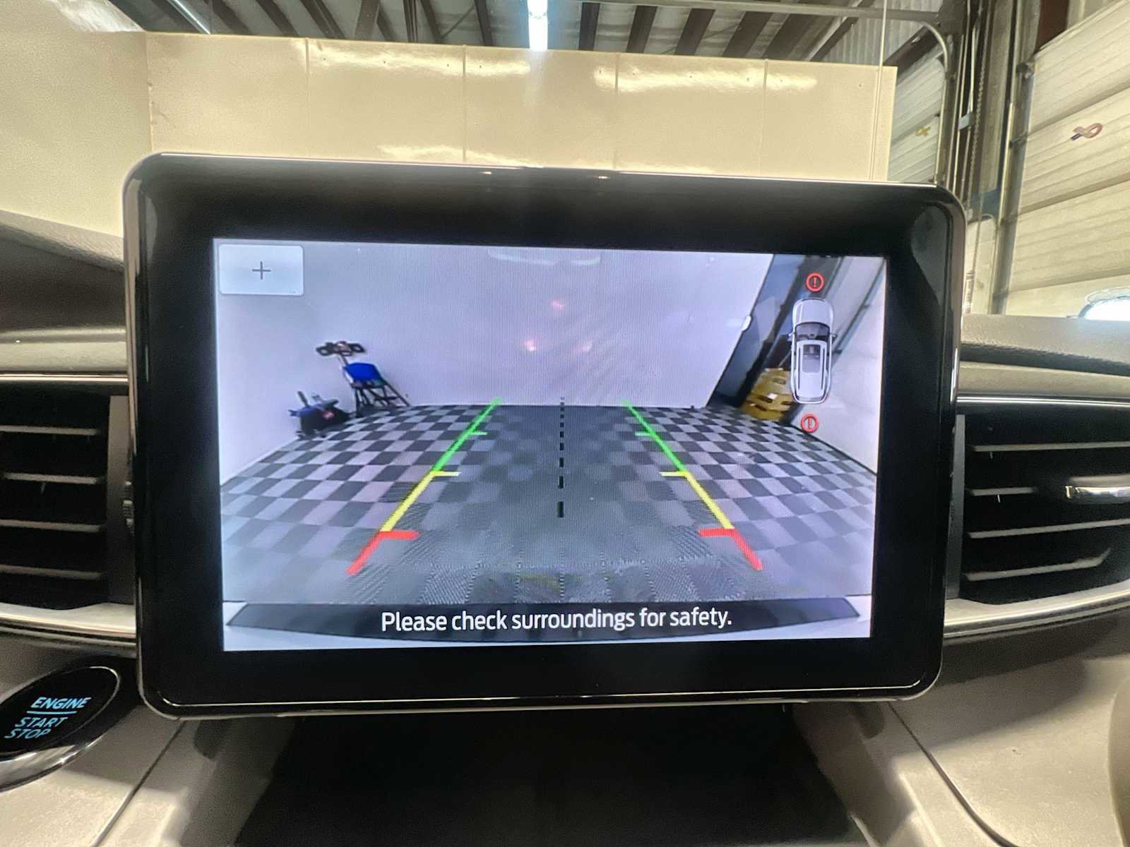 Used 2022 Ford Explorer XLT w/ Equipment Group 202A image 23