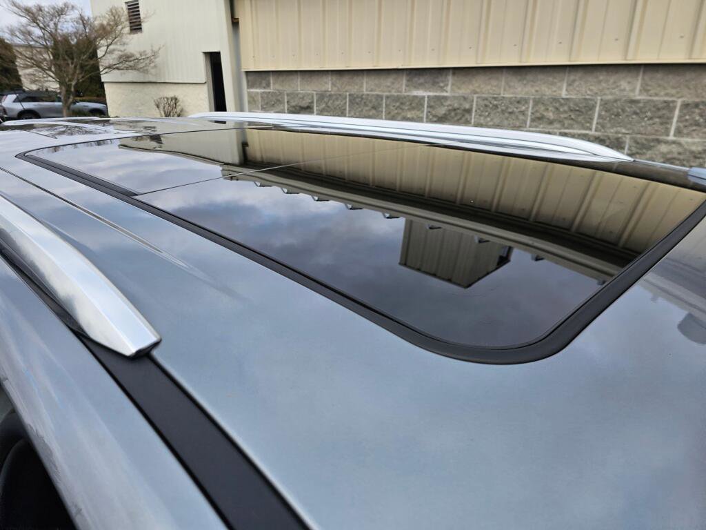 New 2026 Cadillac Escalade Luxury image 5