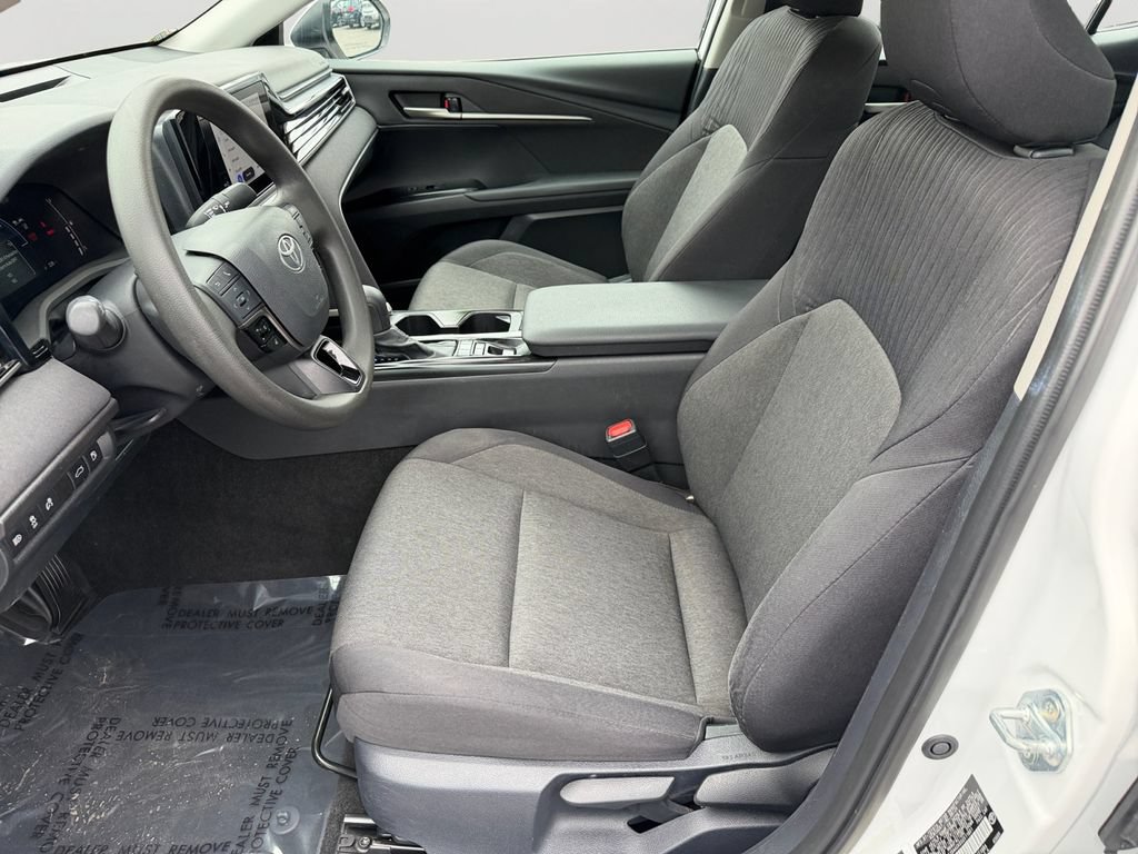 Used 2025 Toyota Camry LE FWD image 24