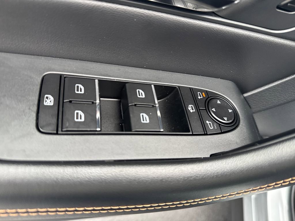 New 2025 MAZDA CX-90 Plug-In Hybrid w/ Premium Plus image 13