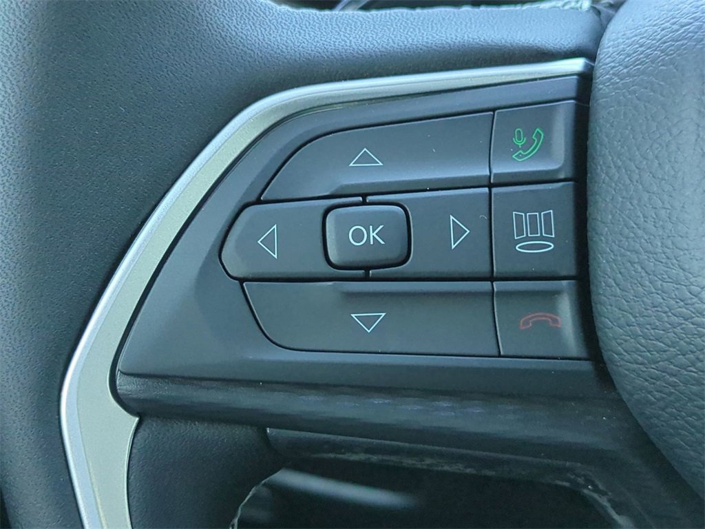 New 2025 Jeep Grand Cherokee Laredo image 24