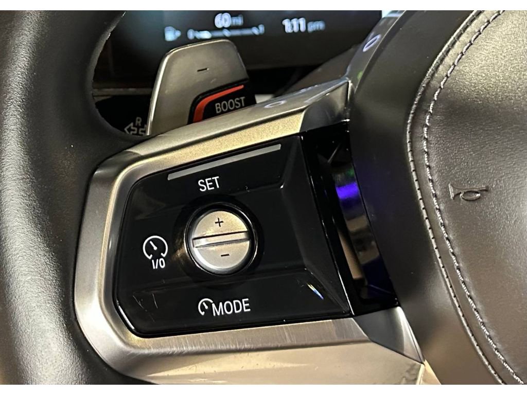 Used 2024 BMW 760i xDrive w/ Premium Package 2 image 26