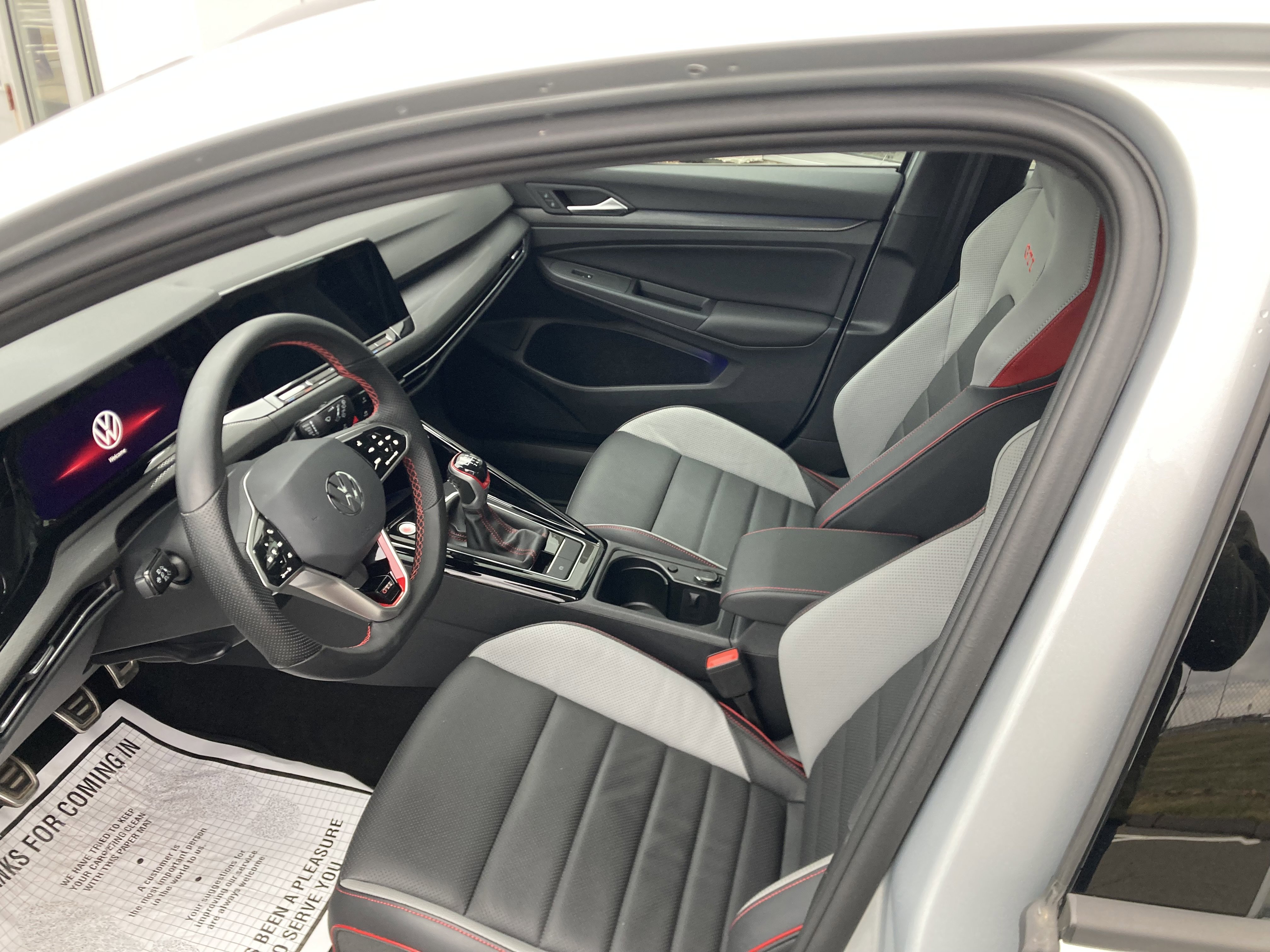 Used 2023 Volkswagen GTI Autobahn image 9