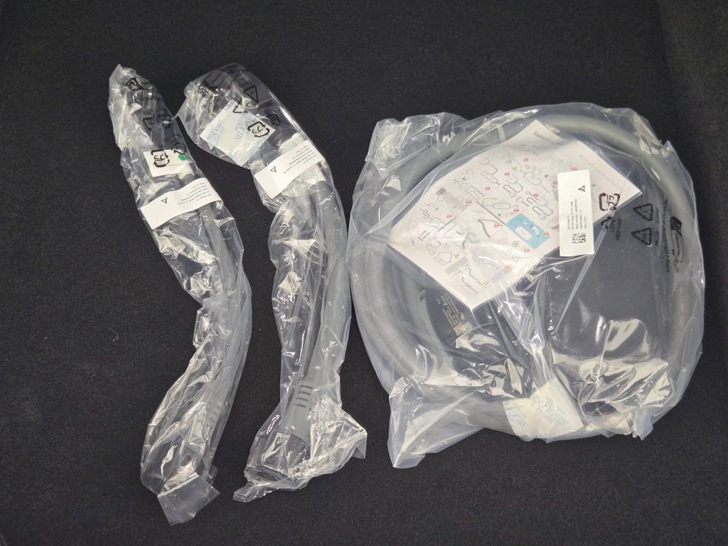 New 2026 BMW 750e xDrive image 25