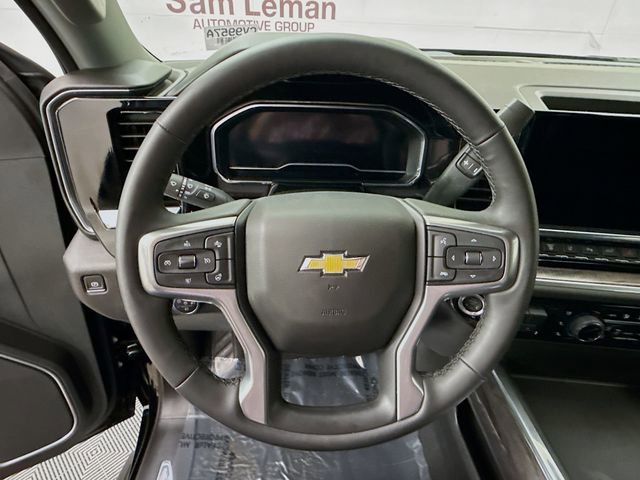 Used 2025 Chevrolet Silverado 2500 LTZ w/ LTZ Premium Package image 13