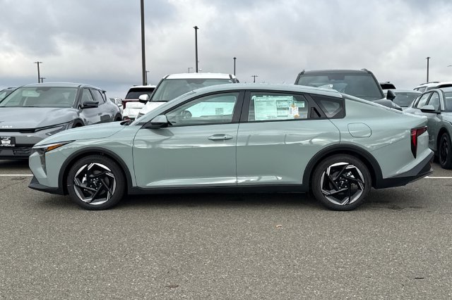 New 2027 Kia K4 EX FWD image 10