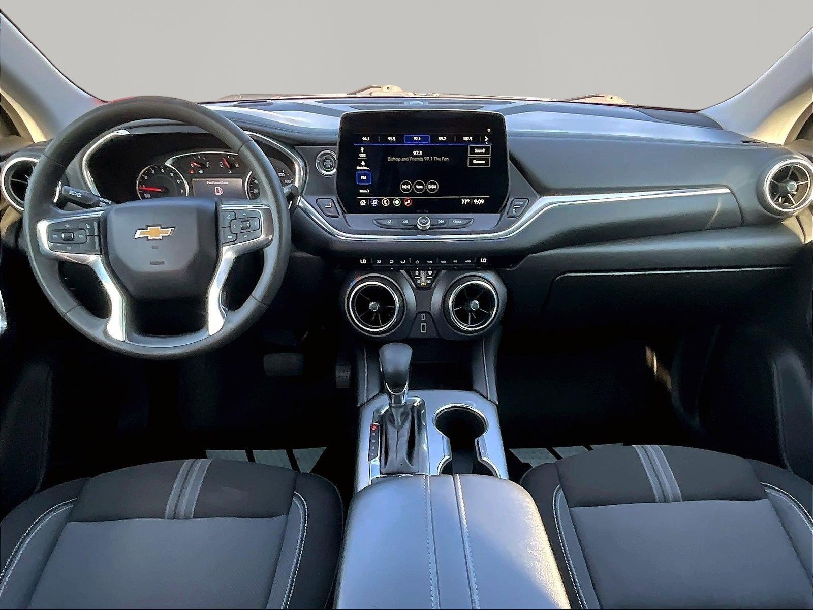 Used 2023 Chevrolet Blazer LT AWD/4WD image 7