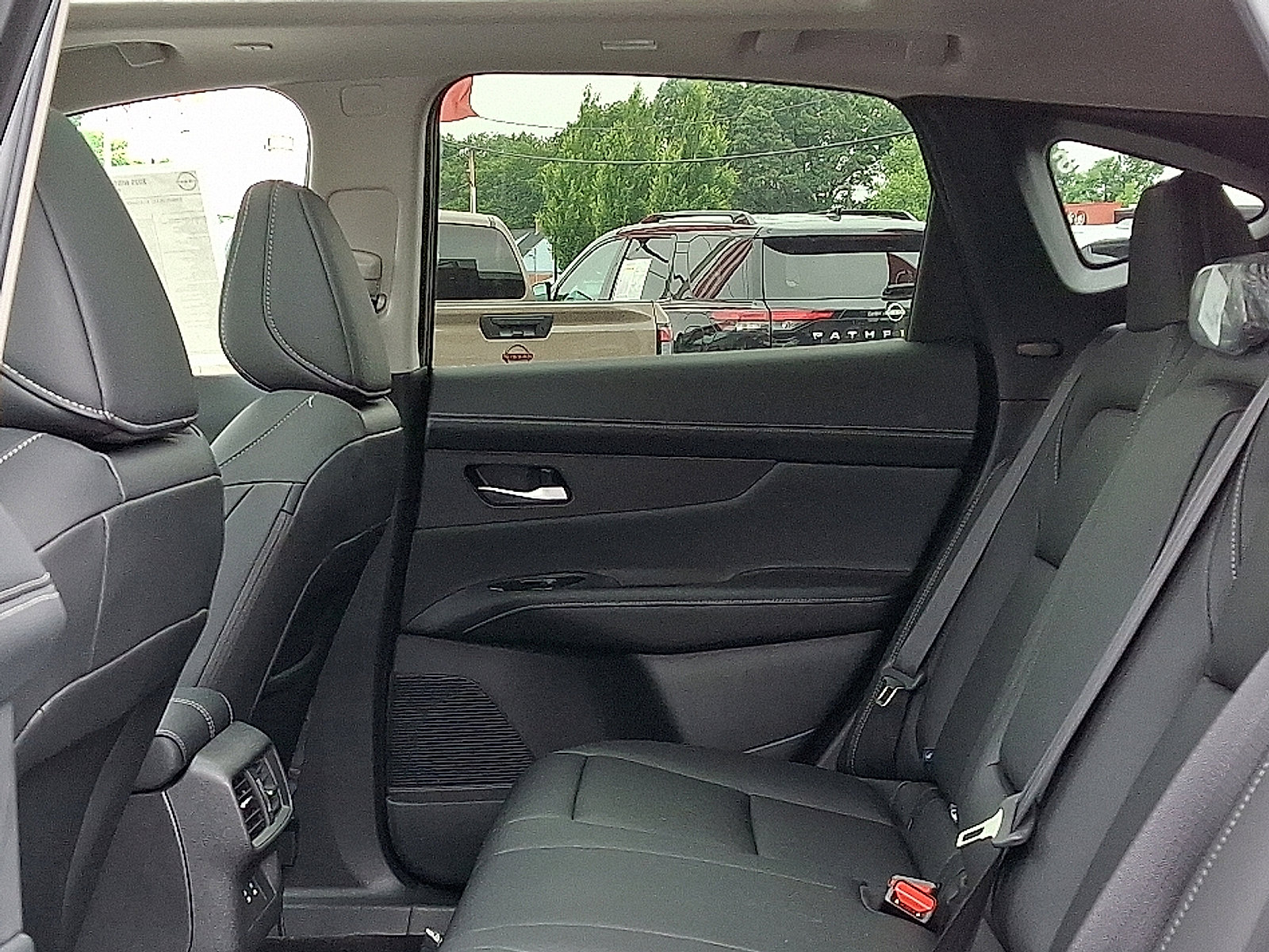 New 2025 Nissan Murano SL w/ Cargo Package image 8