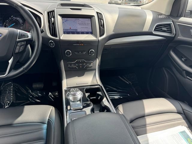 Used 2020 Ford Edge SEL w/ Convenience Package image 12