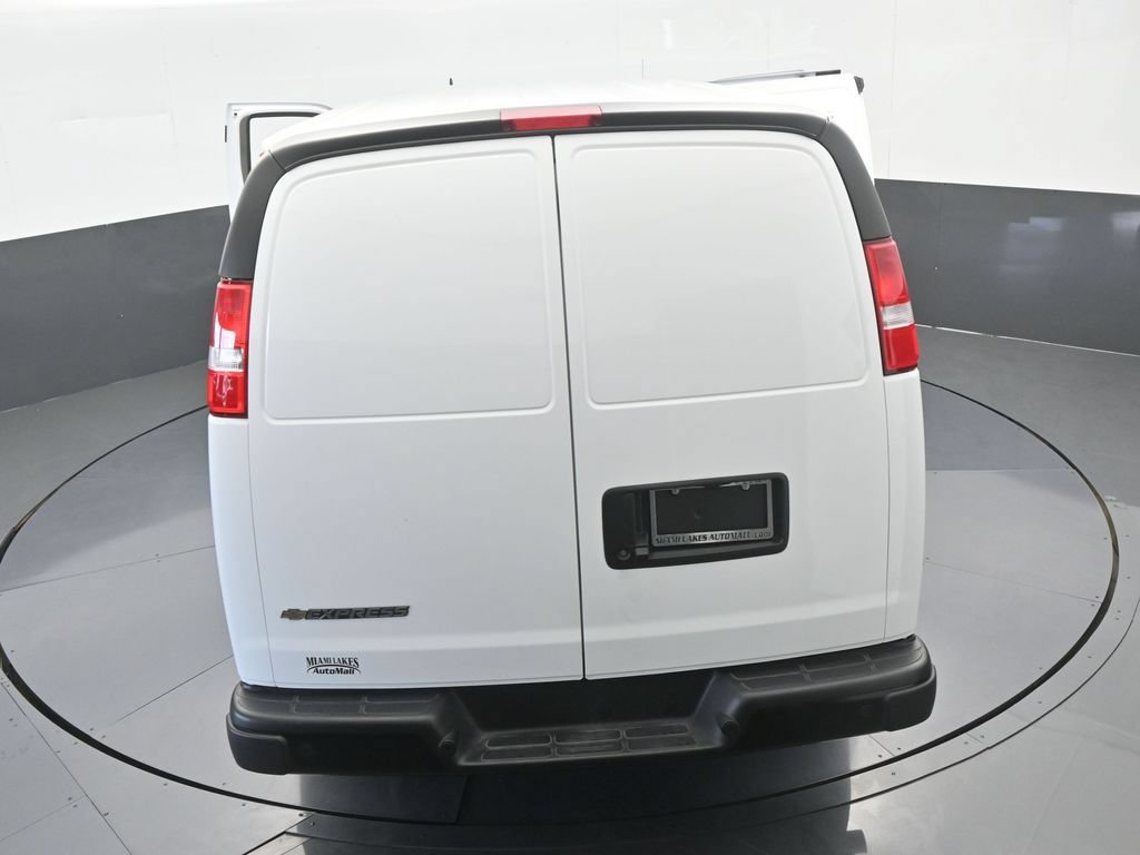 New 2025 Chevrolet Express 3500 Extended w/ Driver Convenience Package RWD image 58