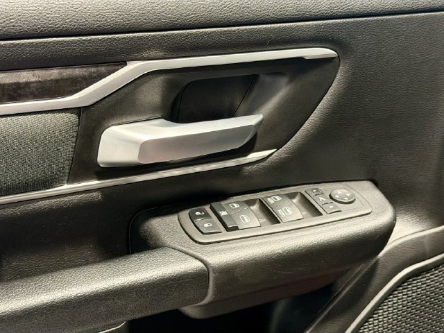 Used 2022 RAM 1500 Big Horn AWD/4WD image 16