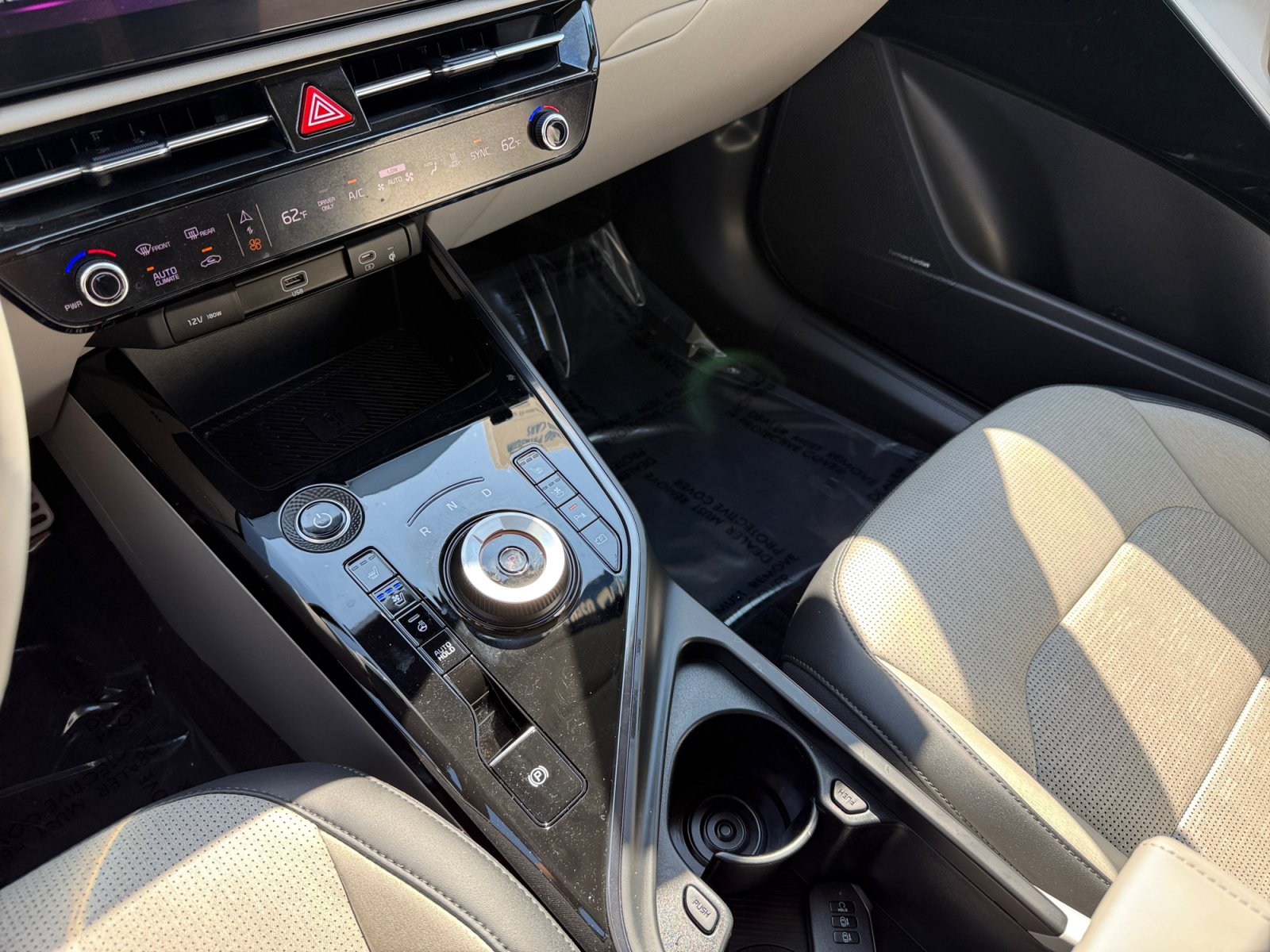 Used 2024 Kia Niro Wave FWD image 13