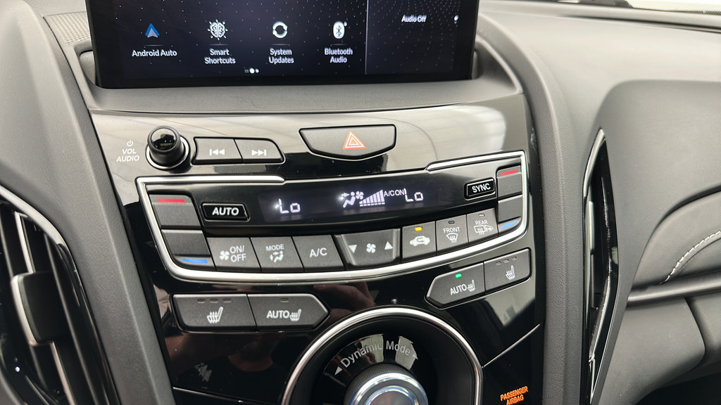 Used 2025 Acura RDX SH-AWD image 22