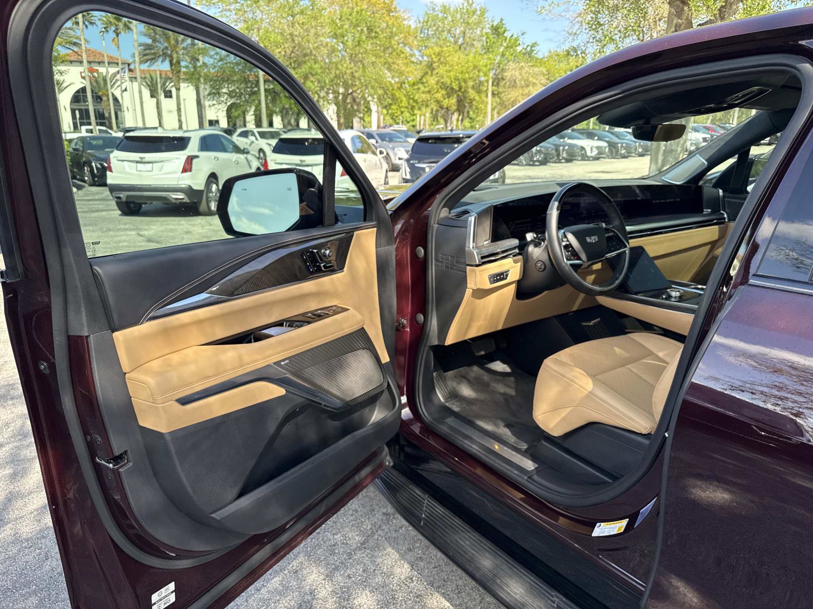 Used 2025 Cadillac Escalade IQ Sport 2 image 20