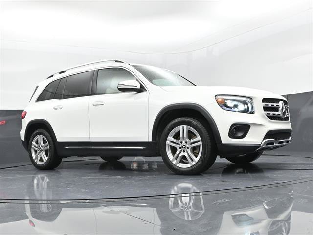 Used 2023 Mercedes-Benz GLB 250 w/ Premium Package image 25