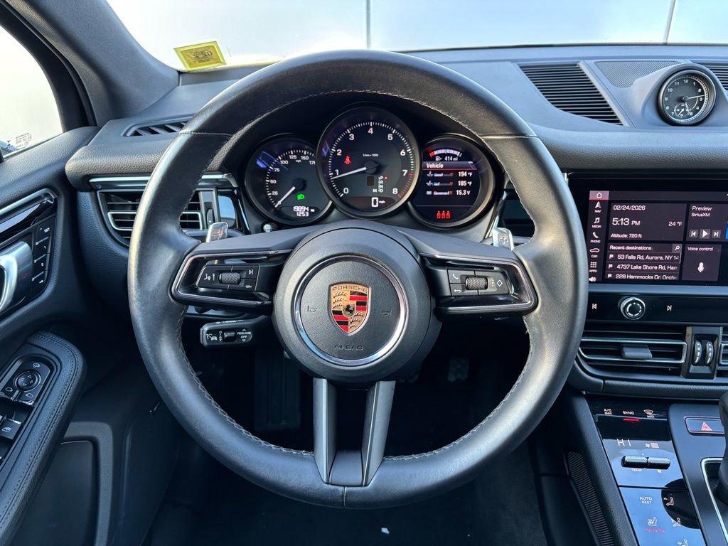 Certified 2023 Porsche Macan image 7