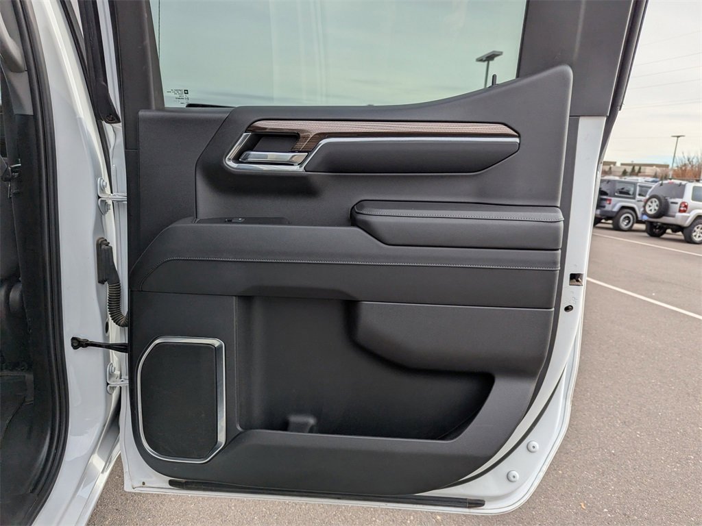 Used 2023 Chevrolet Silverado 1500 RST w/ Redline Edition image 39