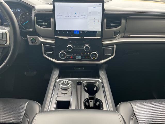 Used 2024 Ford Expedition XLT RWD image 26