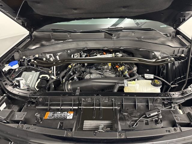 Used 2025 Ford Explorer ST-Line w/ Premium Package image 32
