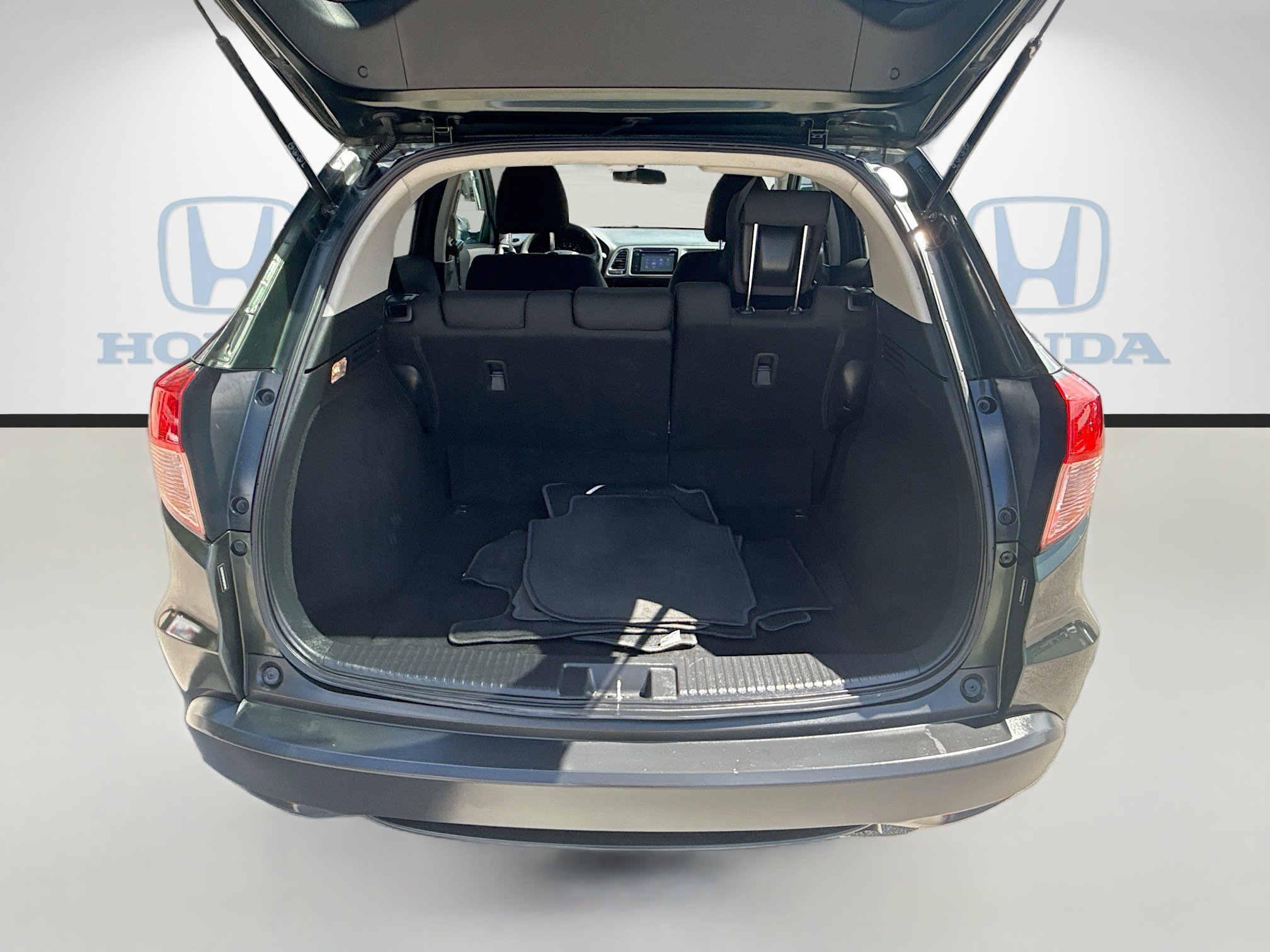 Certified 2017 Honda HR-V EX image 25