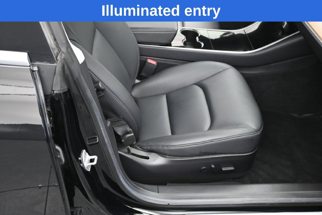 Used 2019 Tesla Model 3 Standard Range Plus RWD image 11