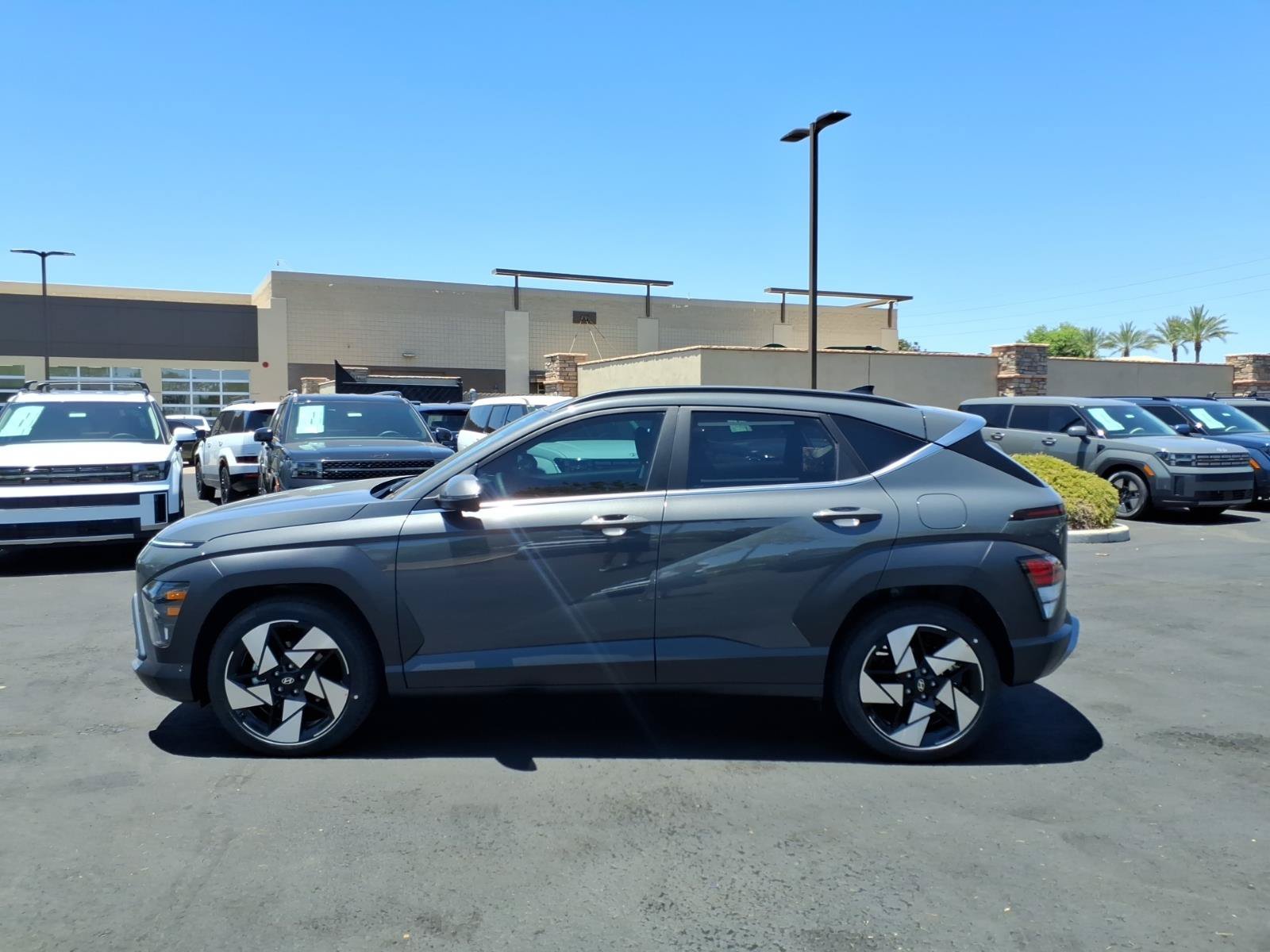 New 2026 Hyundai Kona Limited FWD image 3