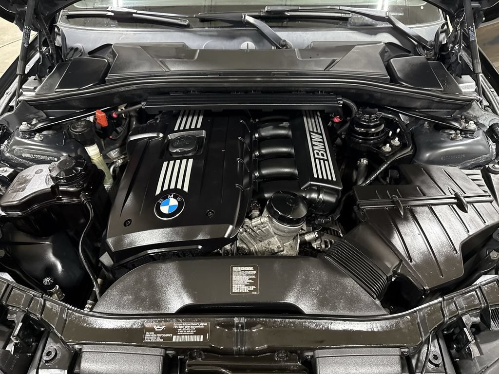 Used 2013 BMW 128i Convertible RWD image 23