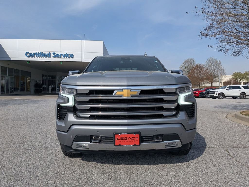 Used 2025 Chevrolet Silverado 1500 High Country w/ Z71 Off-Road Package image 3