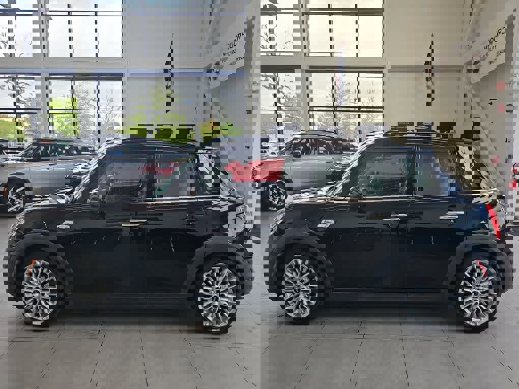 Used 2016 MINI Cooper S w/ Premium Package FWD image 8