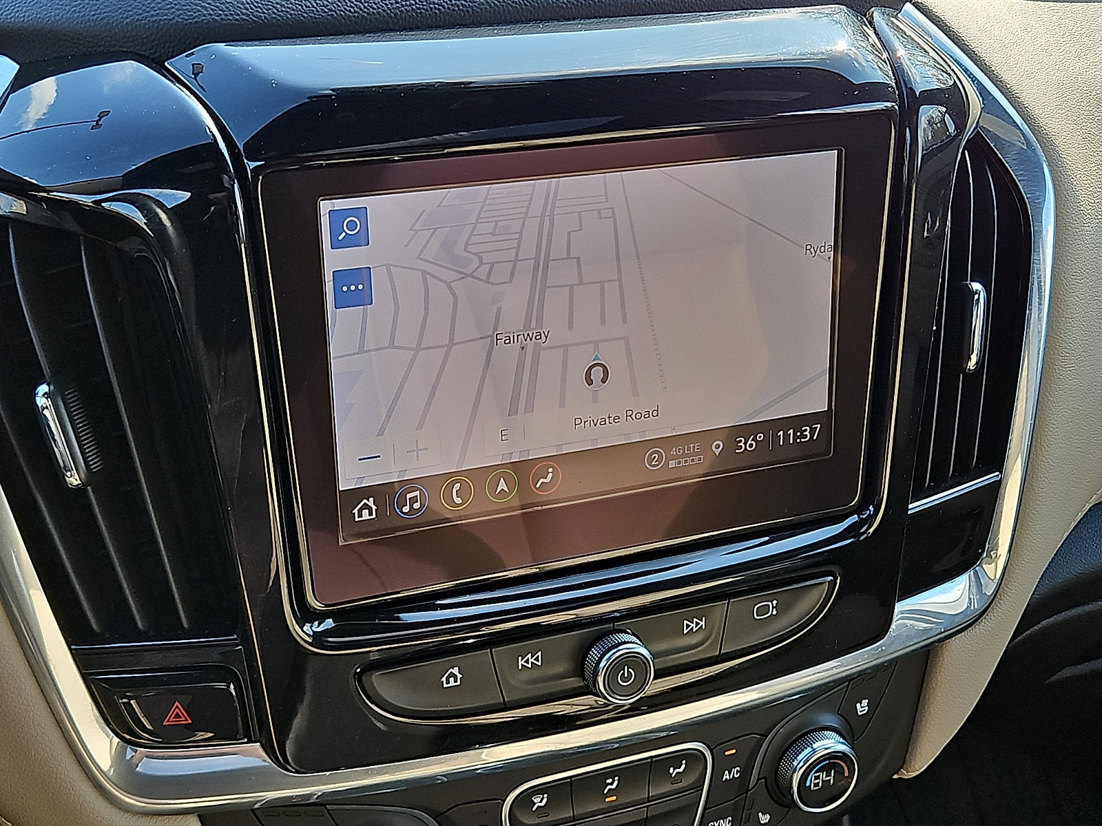 Used 2022 Chevrolet Traverse Premier image 17