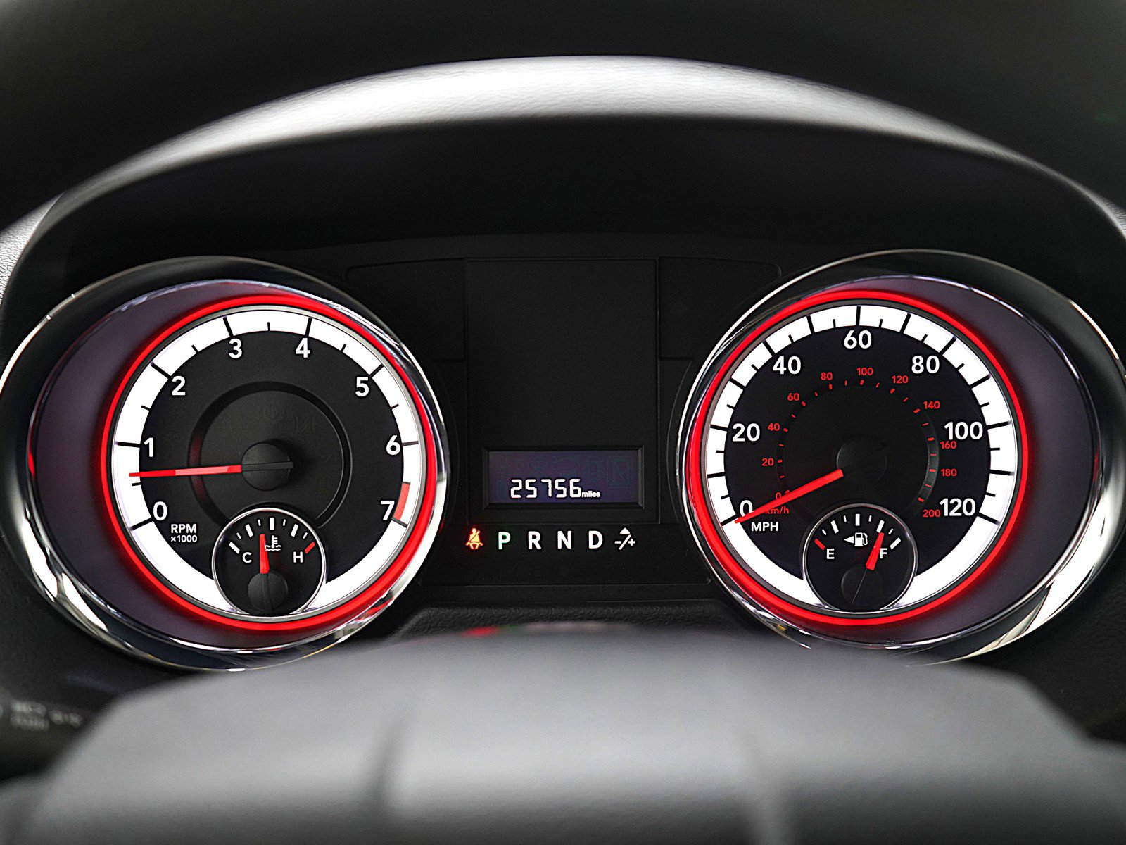 Used 2019 Dodge Grand Caravan SE w/ UConnect Hands-Free Group image 24