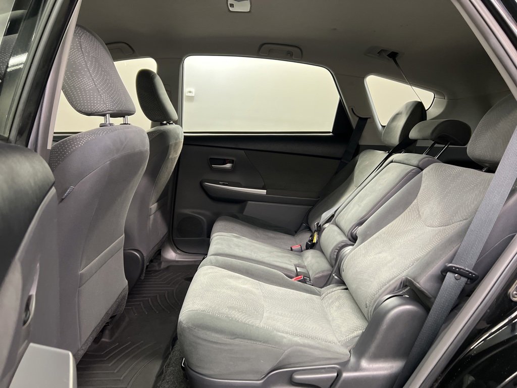 Used 2014 Toyota Prius V Three image 29