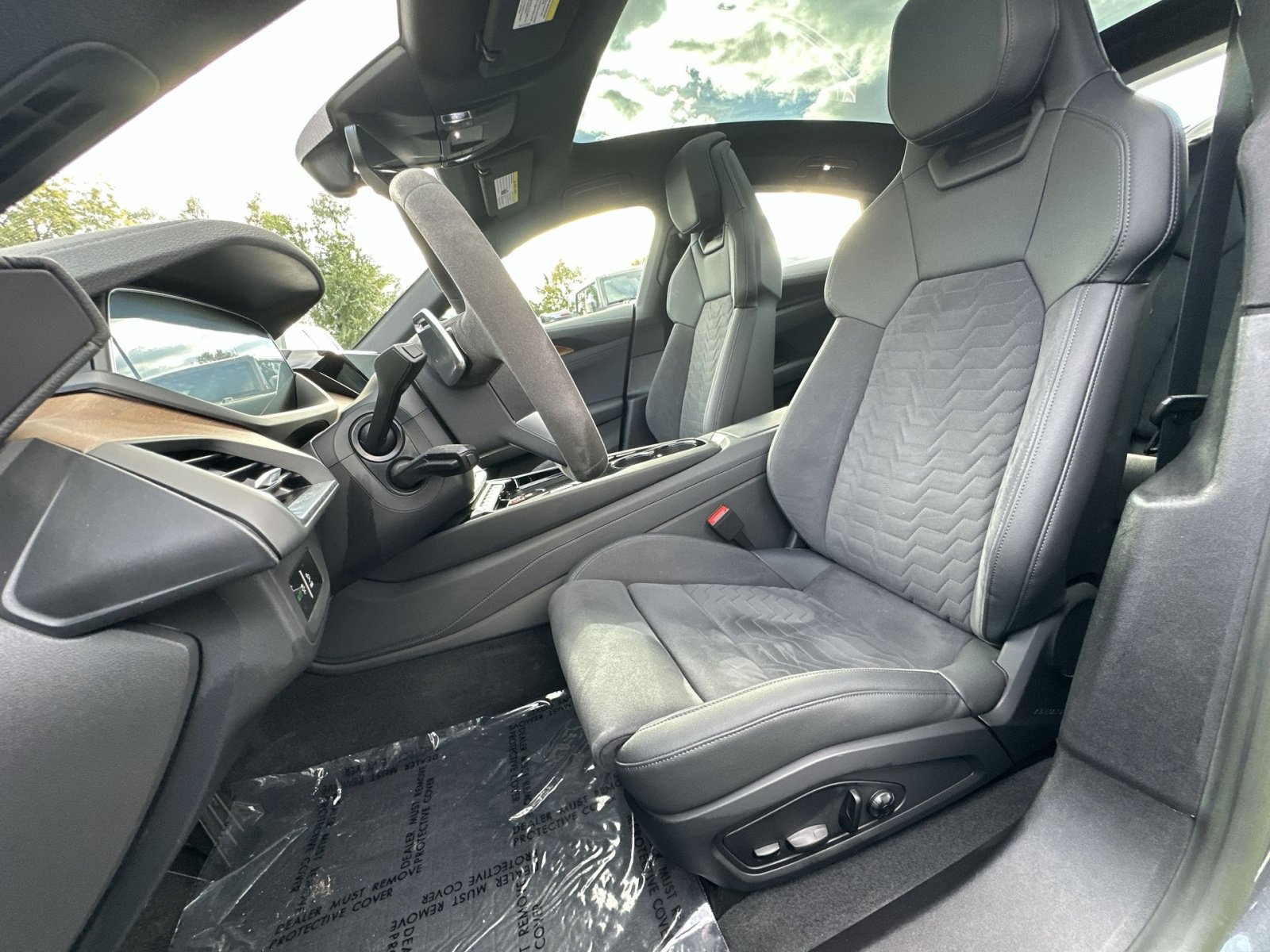 Used 2023 Audi e-tron GT Premium Plus AWD/4WD image 14